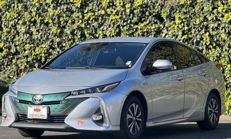 TOYOTA PRIUS PRIME 2017 JTDKARFP7H3057482 image